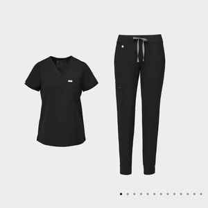 figs large jogger scrub set
